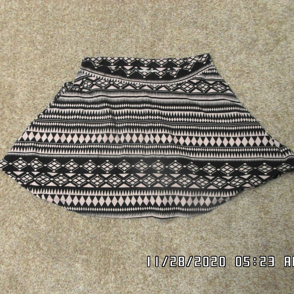 High-waisted flare skirt